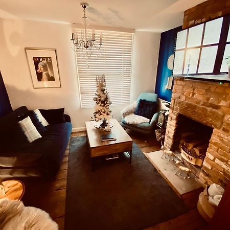 The Tenth House, Grade II Listed Georgian Town House, Wirksworth, Derbyshire, Peak District Cottage, Sleeps 4 Exterior photo