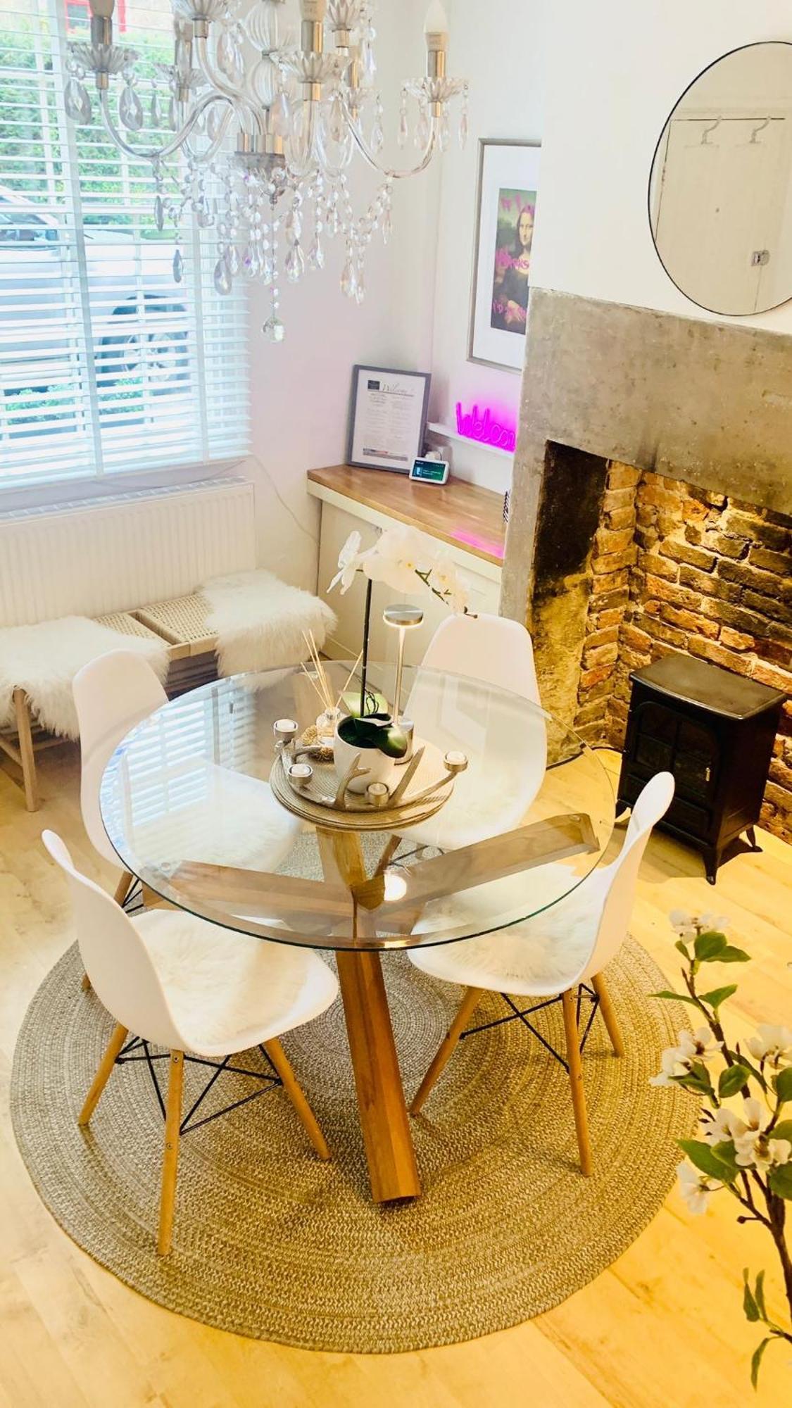 The Tenth House, Grade II Listed Georgian Town House, Wirksworth, Derbyshire, Peak District Cottage, Sleeps 4 Exterior photo